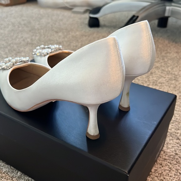 Badgley Mischka Fabia D’Orsay White Satin Heels - Picture 6 of 7